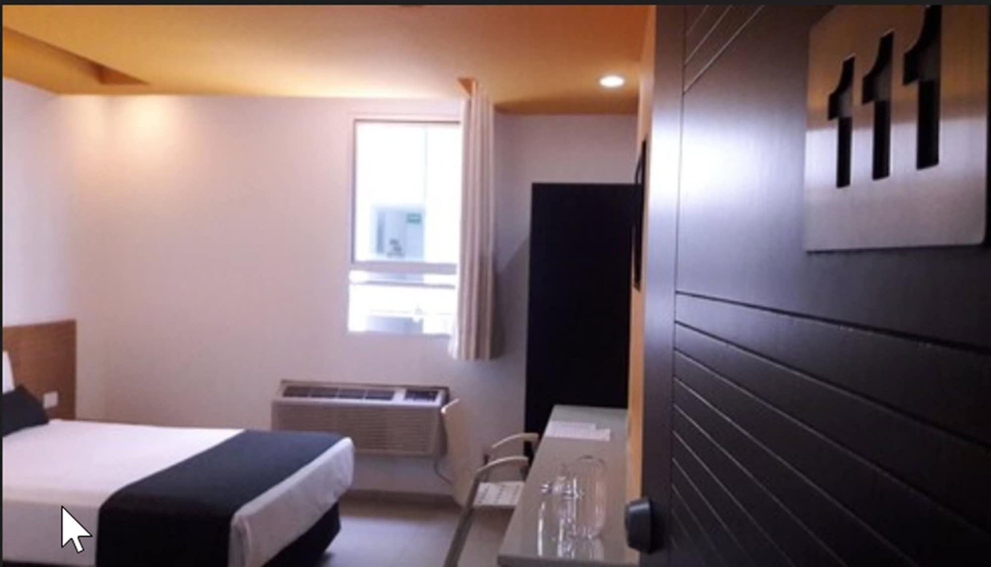 Nu Hotel