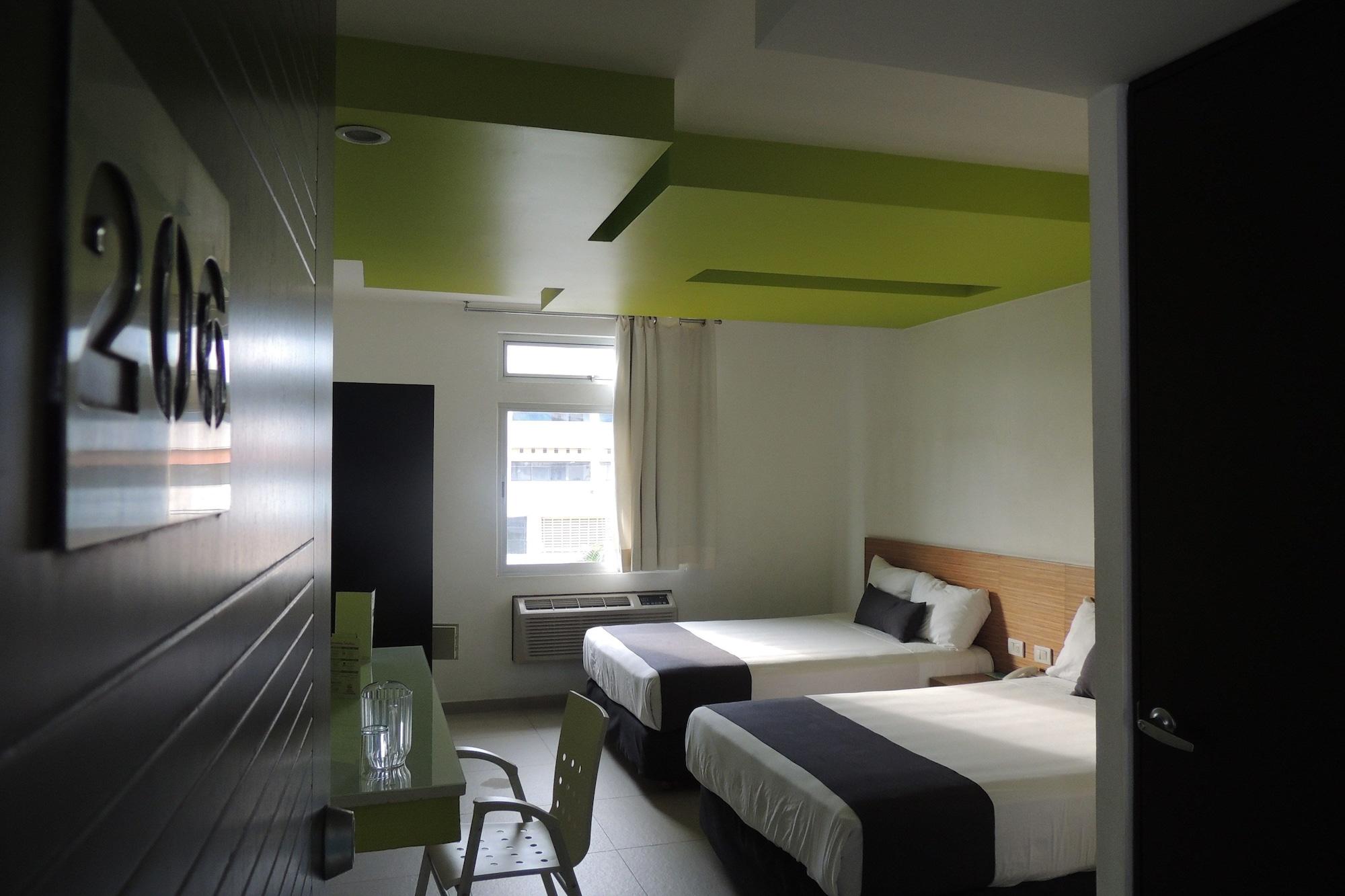 Nu Hotel 3*