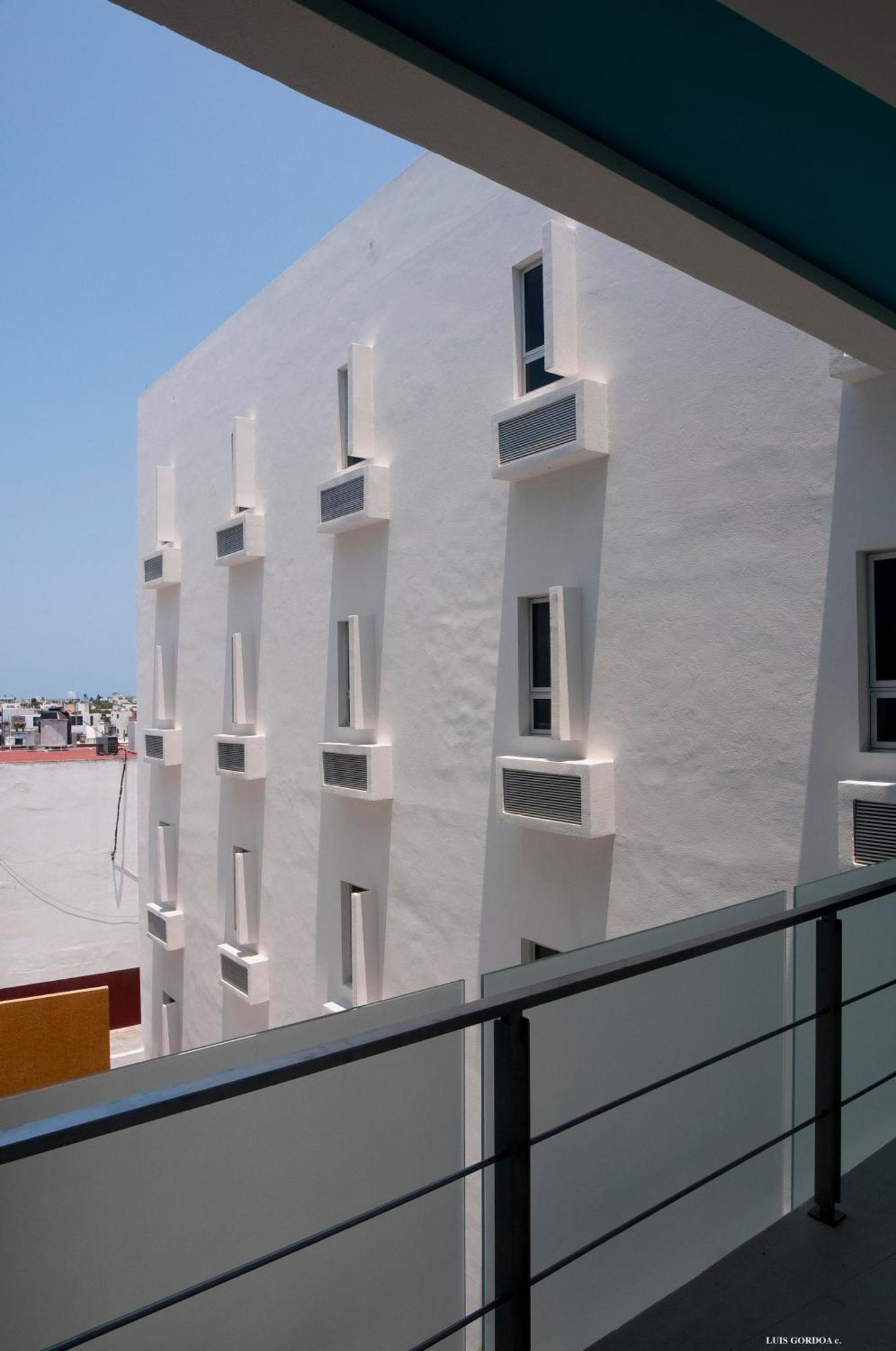 Nu Hotel